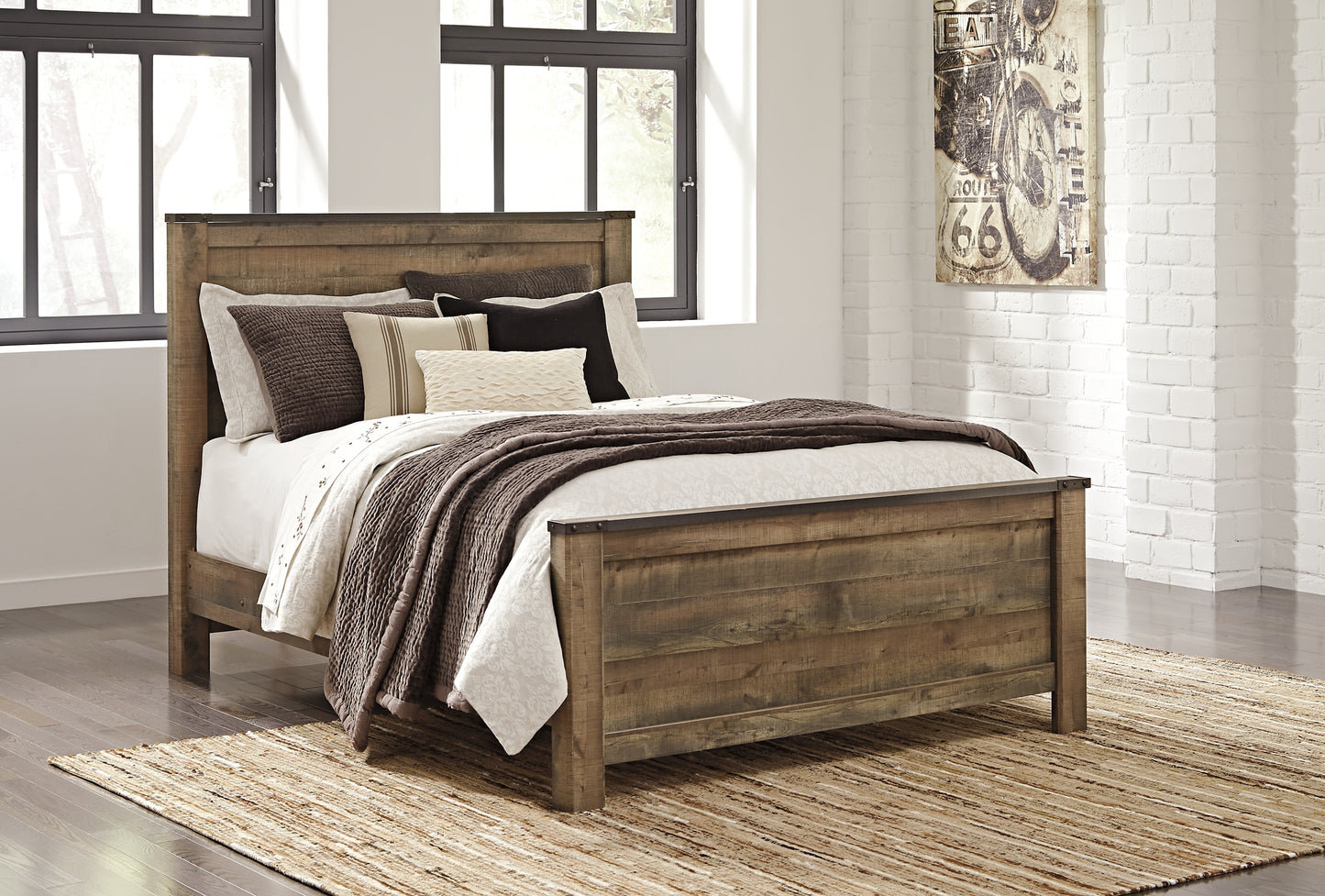 Trinell  Panel Bed