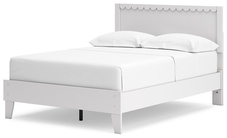 Hallityn  Panel Platform Bed With Dresser And Nightstand