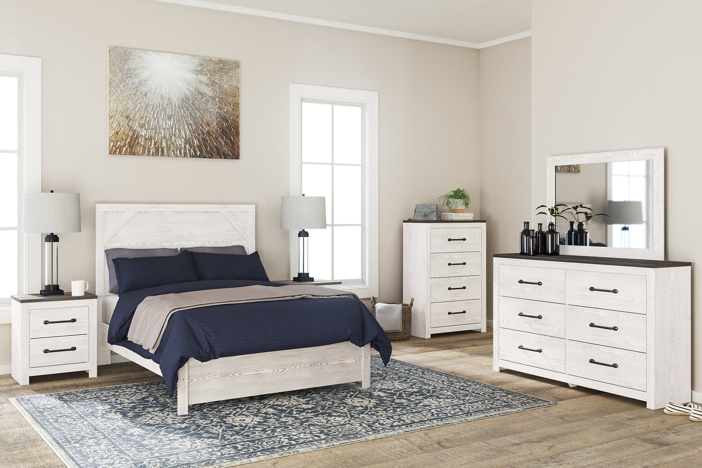 Gerridan  Panel Bed With Mirrored Dresser, Chest And 2 Nightstands